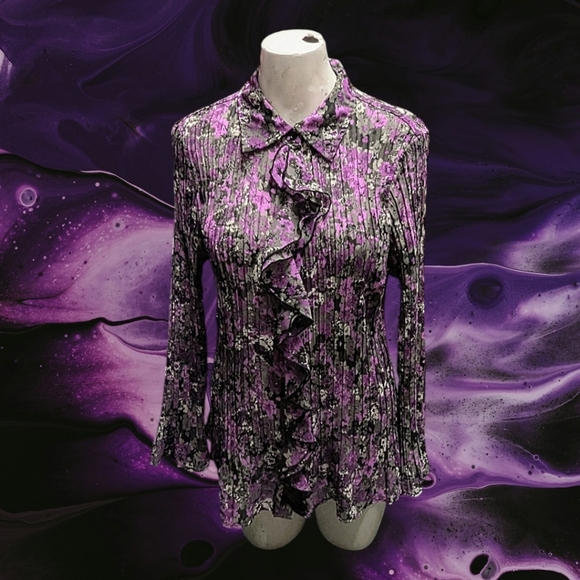 Women's Accordion Stretch Button Down Blouse - Picture 1 of 3